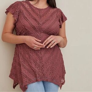 Torrid Babydoll Lace Crew Neck Sharkbite Hem Top